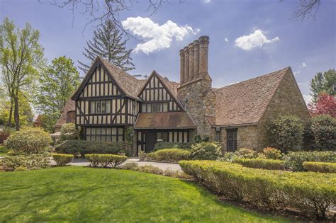 Tudor revival 